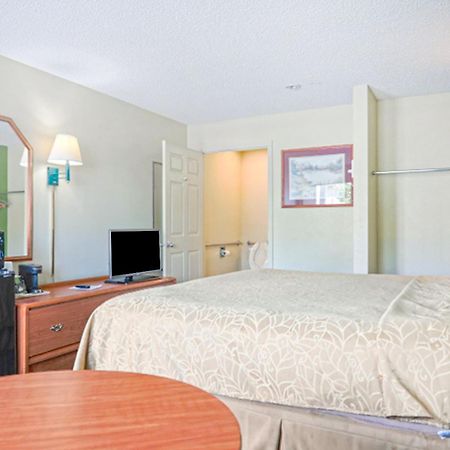 Economy Inn By Oyo アッシュバーン エクステリア 写真