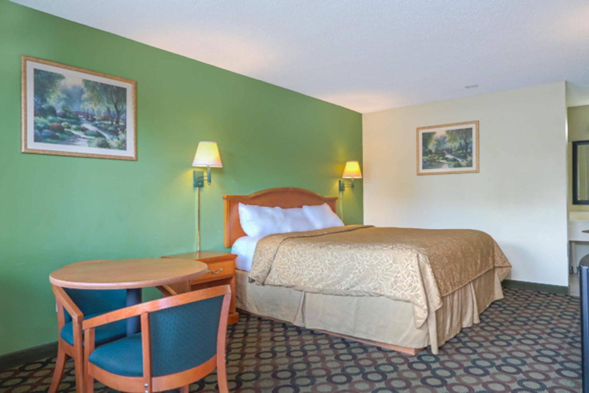 Economy Inn By Oyo アッシュバーン エクステリア 写真