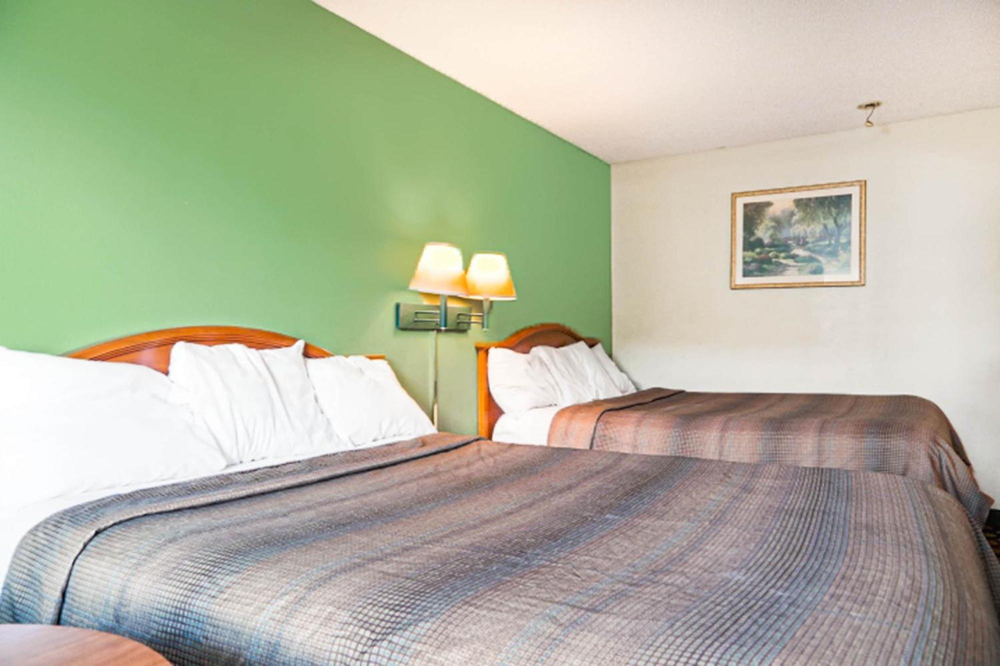 Economy Inn By Oyo アッシュバーン エクステリア 写真